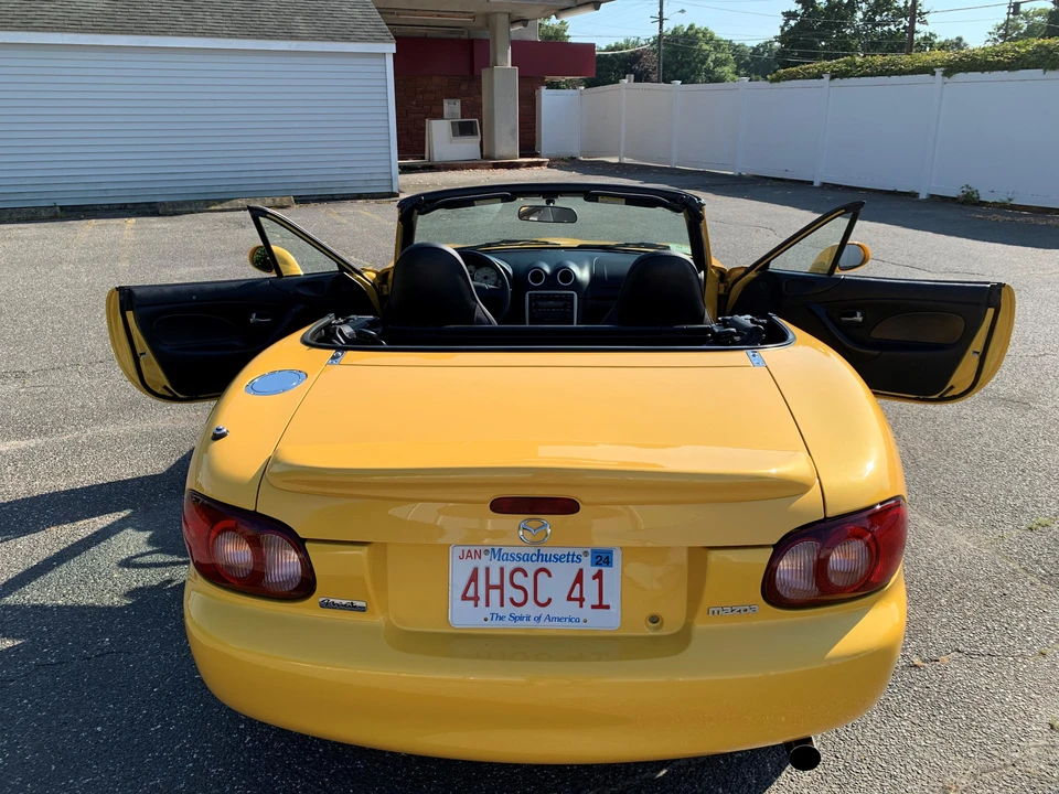 2002 Mazda NB MX-5 Miata - Image 10 of 31