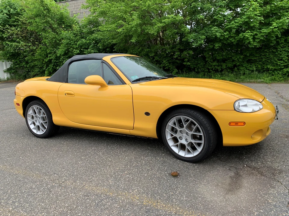 2002 Mazda NB MX-5 Miata - Image 25 of 31