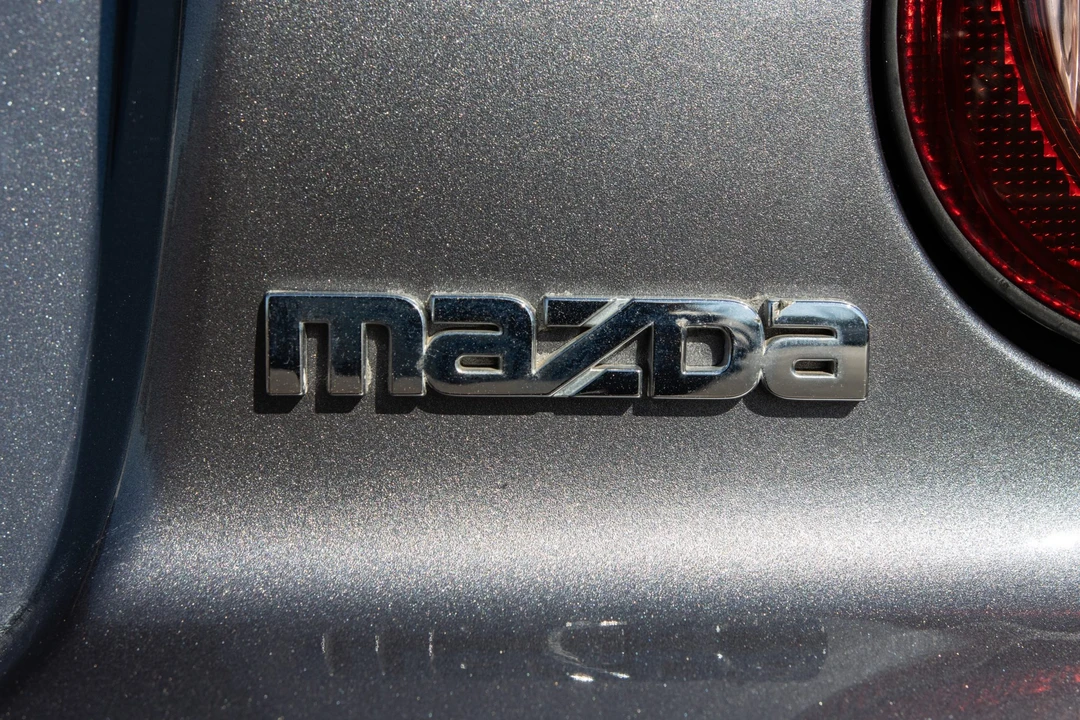 2002 Mazda NB MX-5 Miata - Image 29 of 31