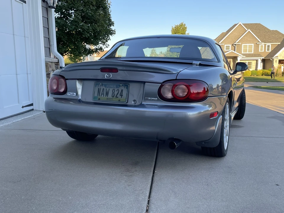 2002 Mazda NB MX-5 Miata - Image 28 of 31