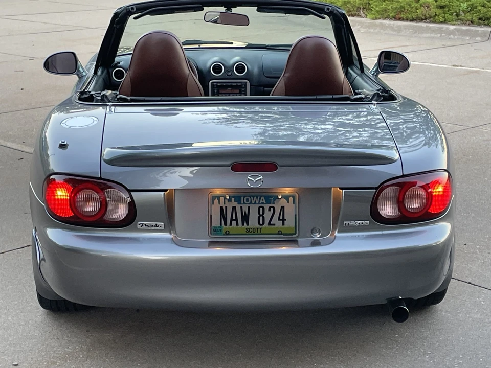 2002 Mazda NB MX-5 Miata - Image 11 of 31