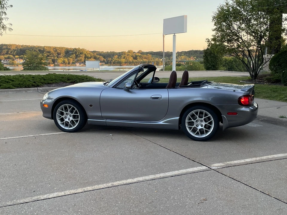 2002 Mazda NB MX-5 Miata - Image 10 of 31