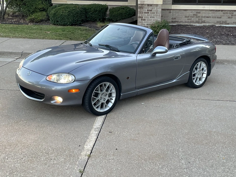 2002 Mazda NB MX-5 Miata - Image 6 of 31