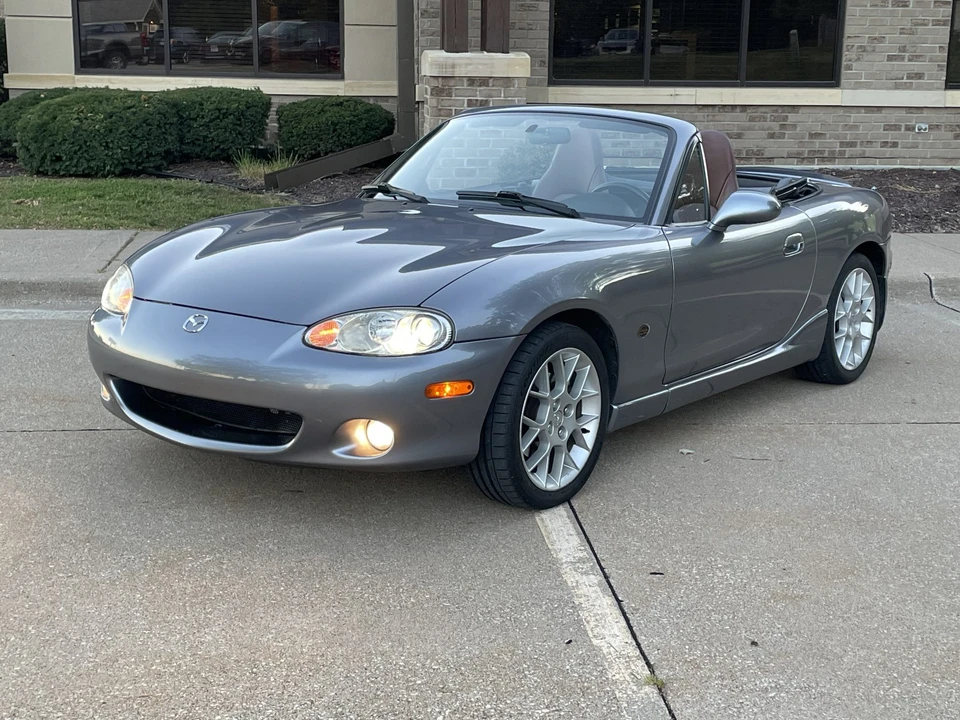 2002 Mazda NB MX-5 Miata - Image 5 of 31