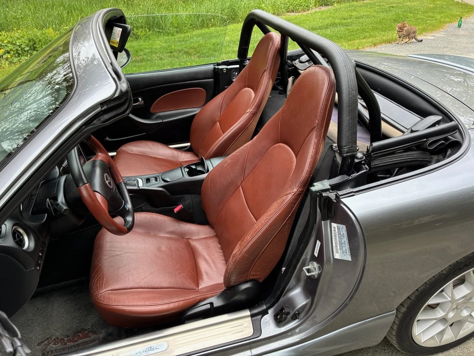 2002 Mazda NB MX-5 Miata - Image 10 of 31