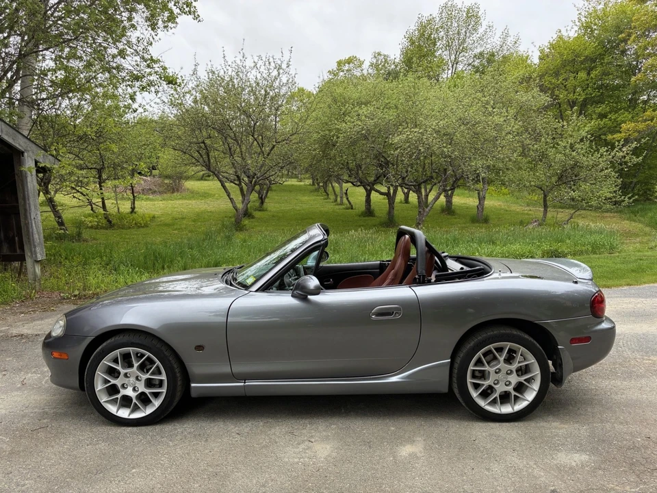 2002 Mazda NB MX-5 Miata - Image 9 of 31