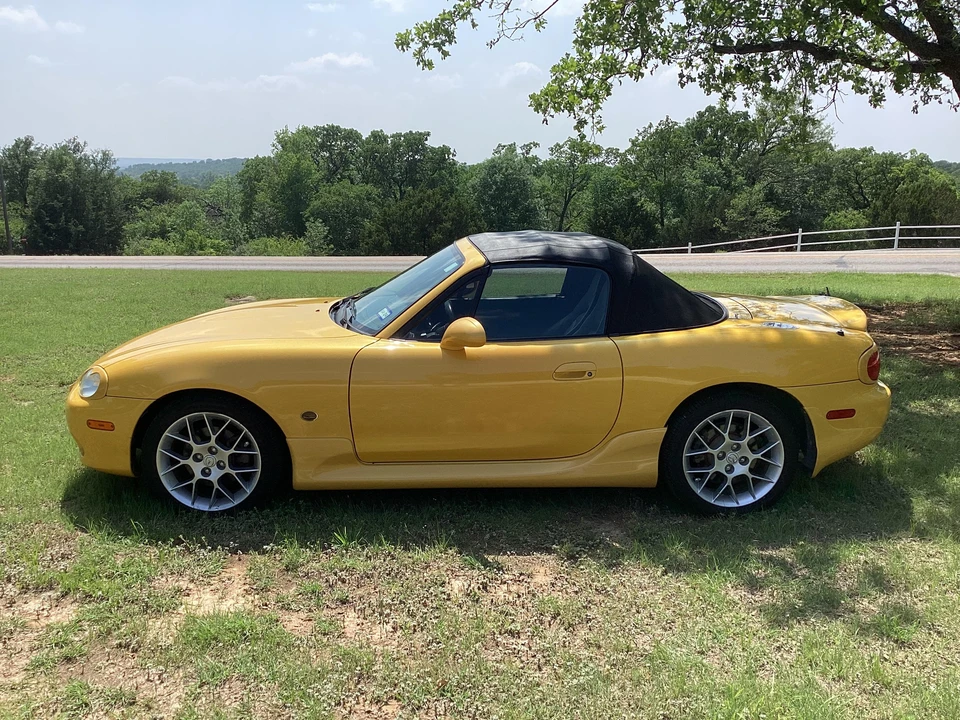 2002 Mazda NB MX-5 Miata - Image 15 of 31