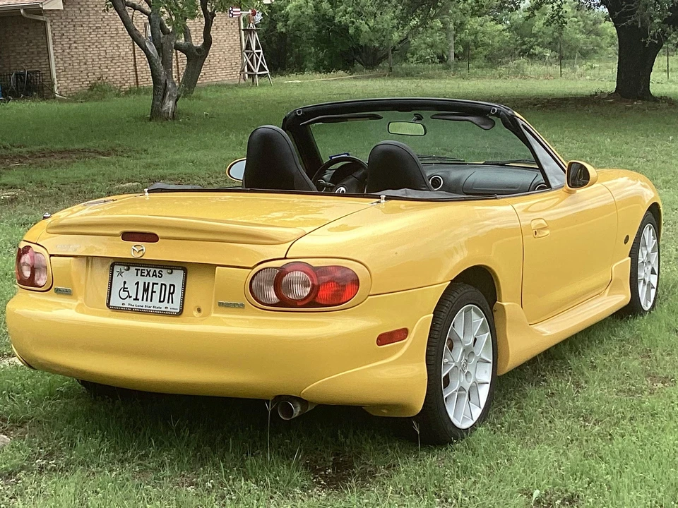 2002 Mazda NB MX-5 Miata - Image 12 of 31