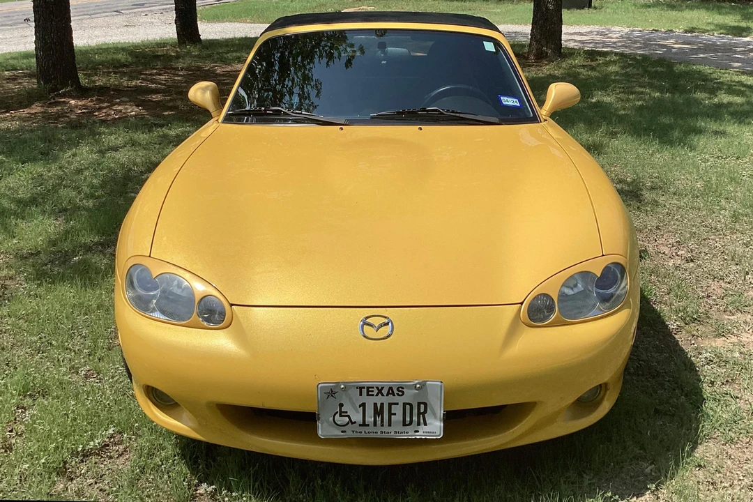 2002 Mazda NB MX-5 Miata - Image 2 of 31