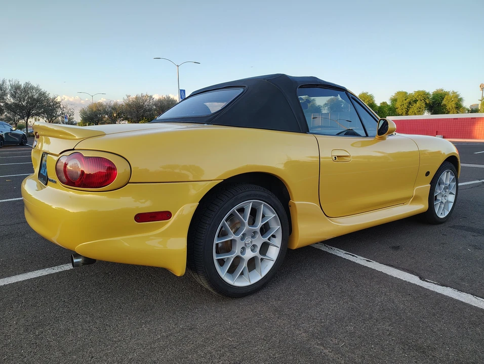 2002 Mazda NB MX-5 Miata - Image 19 of 31