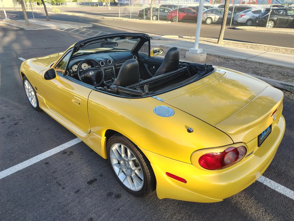 2002 Mazda NB MX-5 Miata - Image 14 of 31