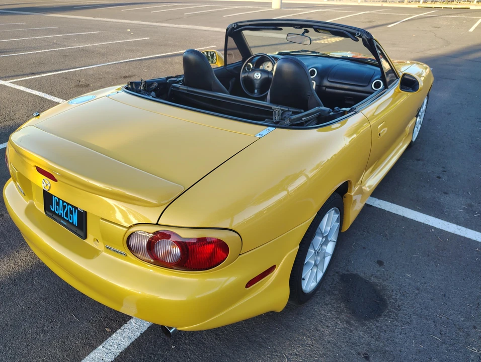 2002 Mazda NB MX-5 Miata - Image 18 of 31