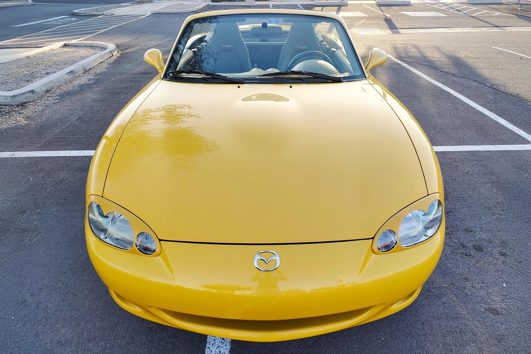 2002 Mazda NB MX-5 Miata - Image 2 of 31