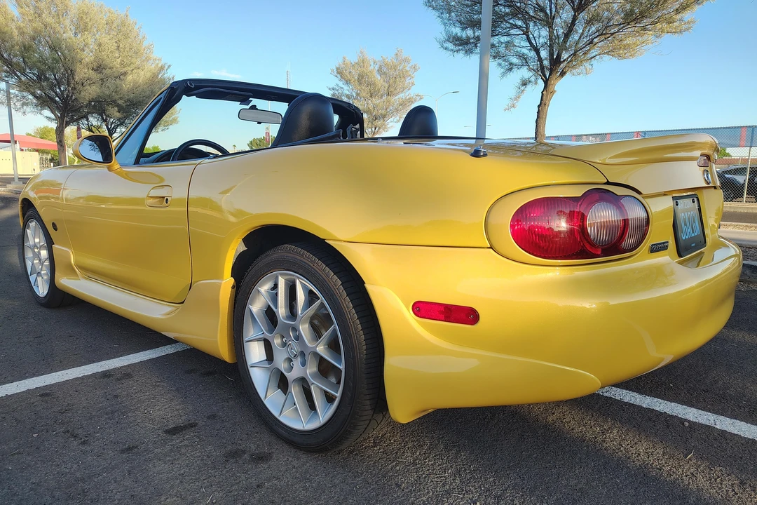 2002 Mazda NB MX-5 Miata - Image 4 of 31