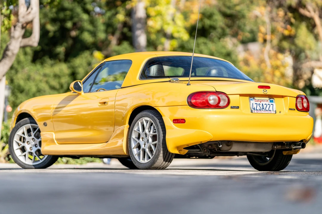 2002 Mazda NB MX-5 Miata - Image 4 of 31