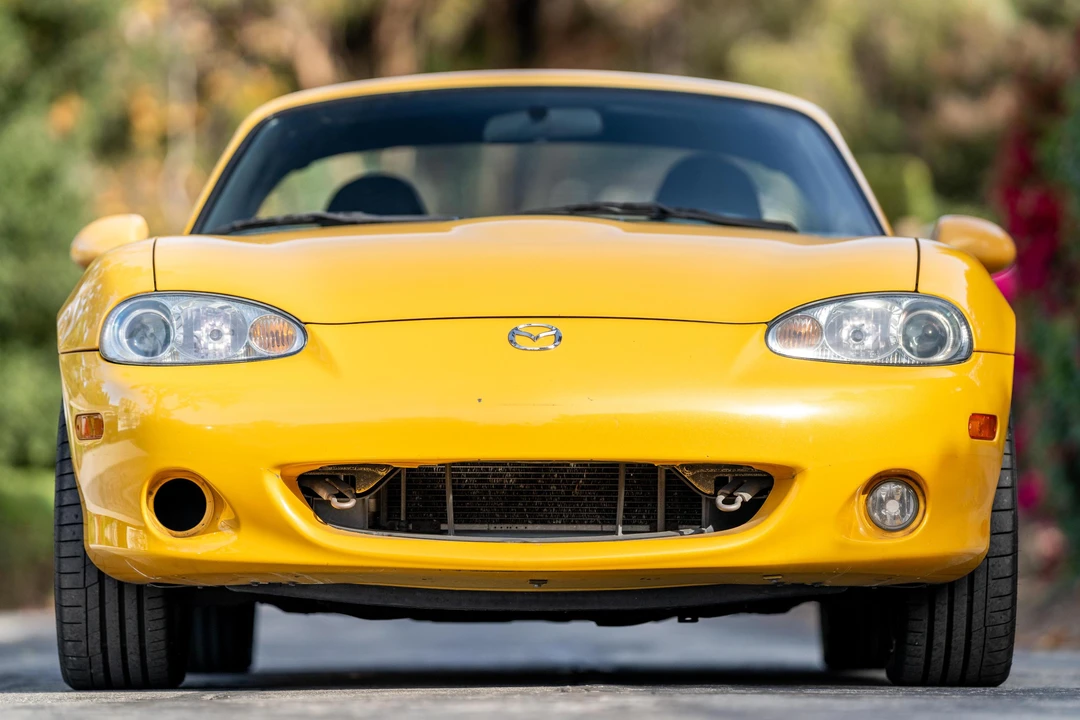 2002 Mazda NB MX-5 Miata - Image 2 of 31