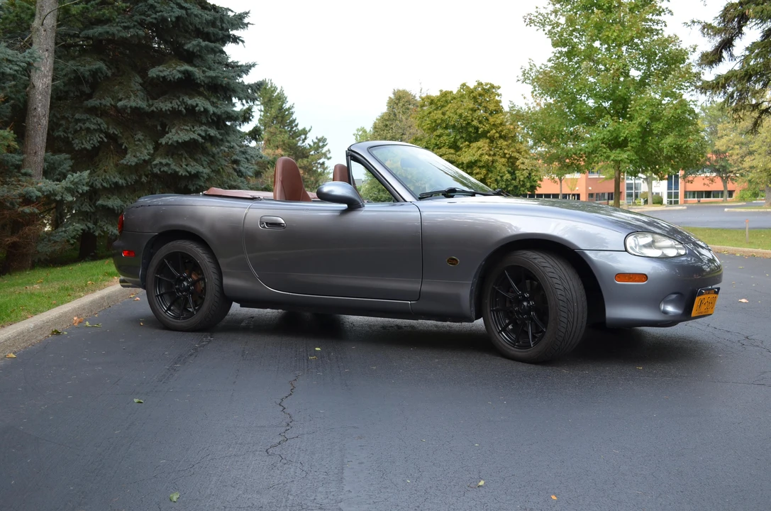 2002 Mazda NB MX-5 Miata - Image 11 of 31