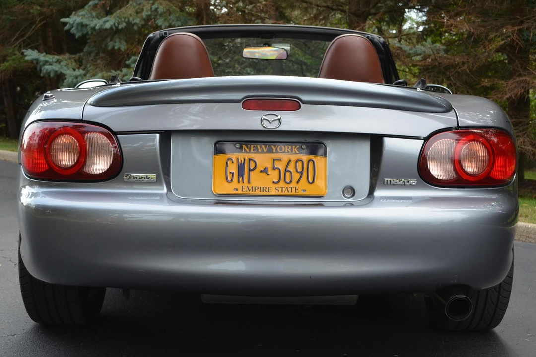 2002 Mazda NB MX-5 Miata - Image 5 of 31