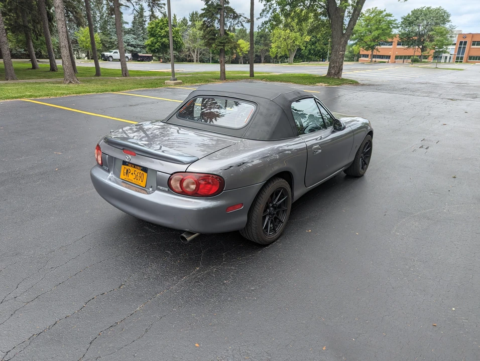 2002 Mazda NB MX-5 Miata - Image 19 of 31