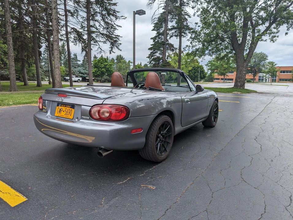 2002 Mazda NB MX-5 Miata - Image 9 of 31