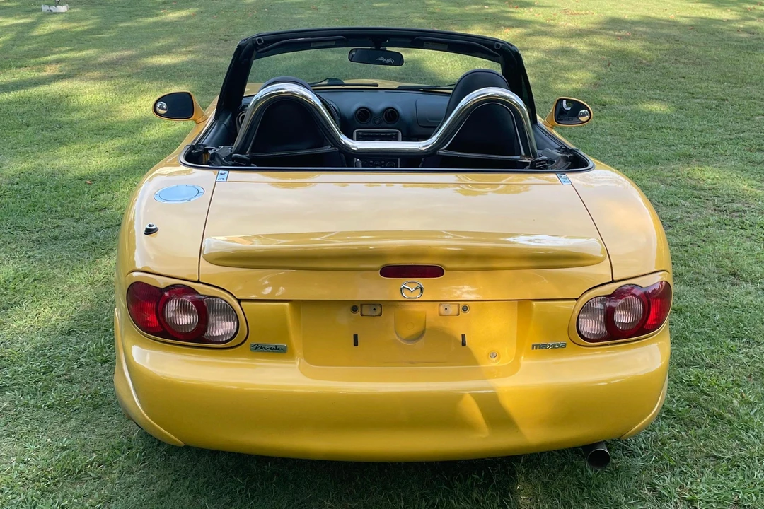 2002 Mazda NB MX-5 Miata - Image 5 of 31