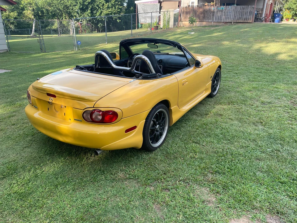 2002 Mazda NB MX-5 Miata - Image 15 of 31