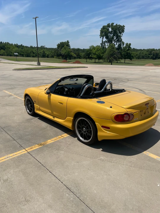 2002 Mazda NB MX-5 Miata - Image 8 of 31