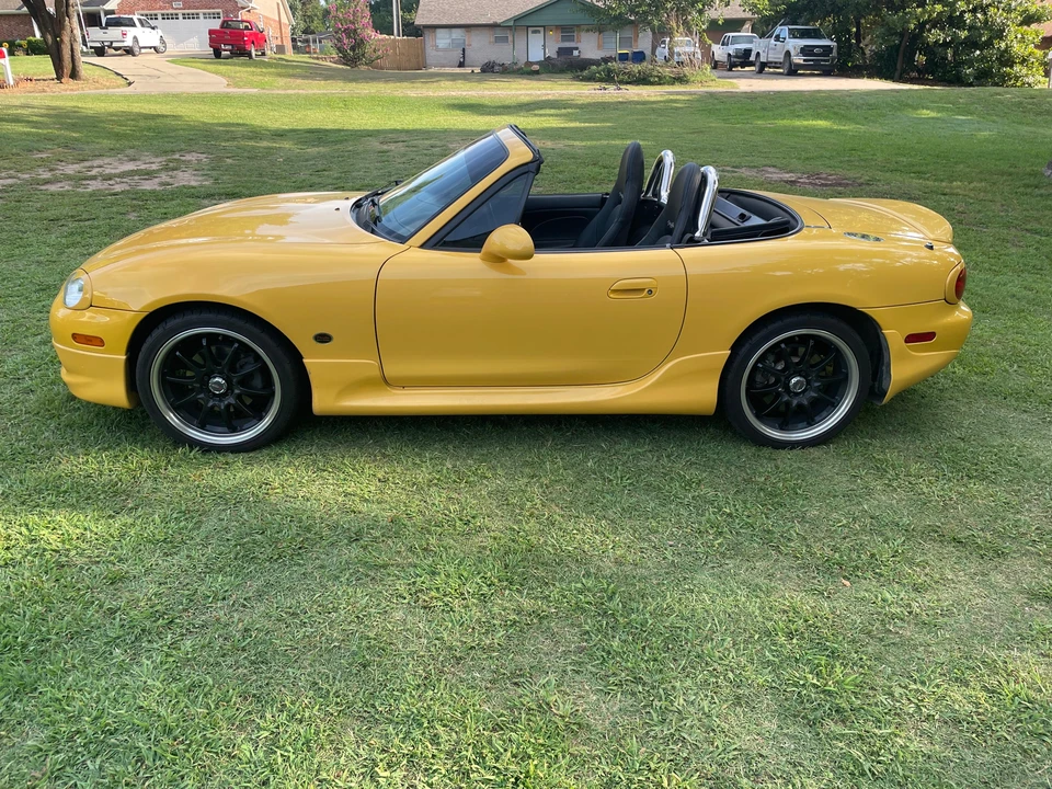 2002 Mazda NB MX-5 Miata - Image 13 of 31