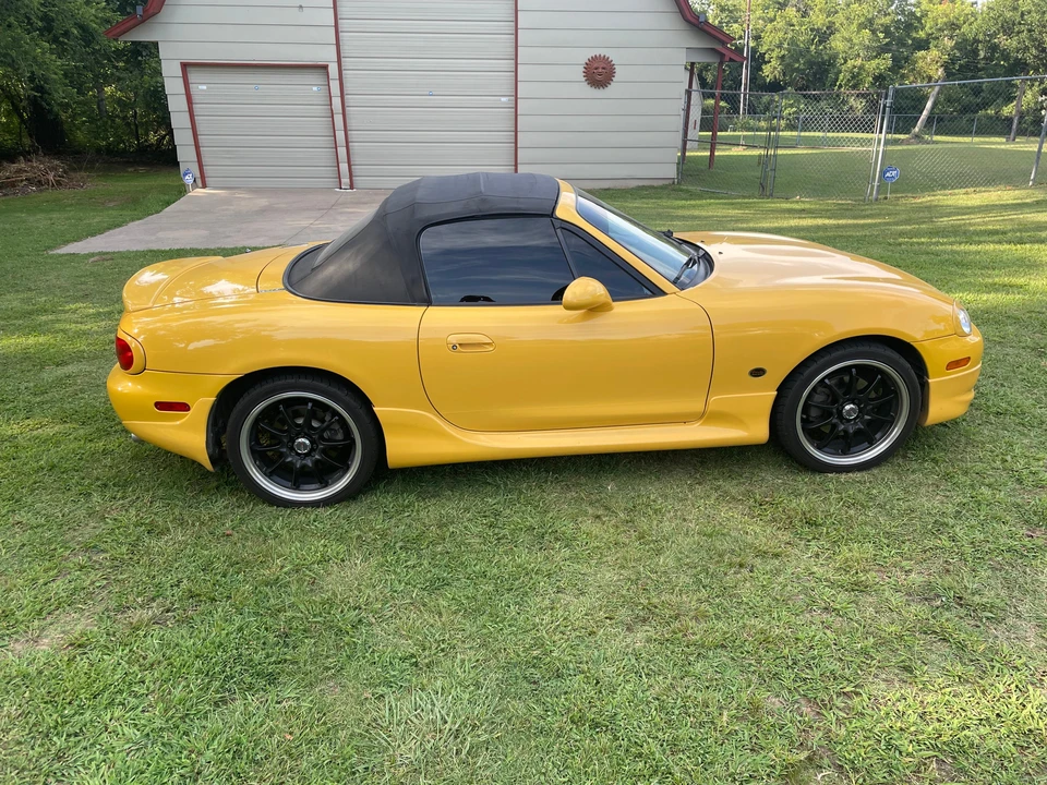 2002 Mazda NB MX-5 Miata - Image 29 of 31