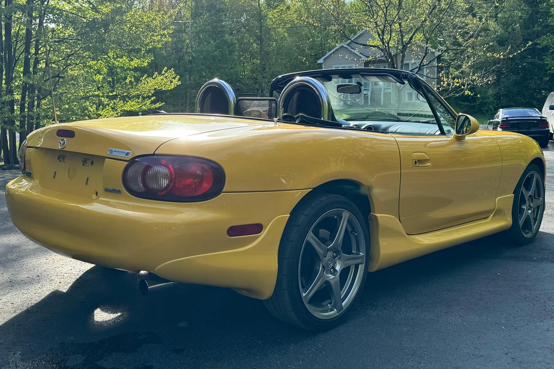 2002 Mazda NB MX-5 Miata - Image 4 of 31