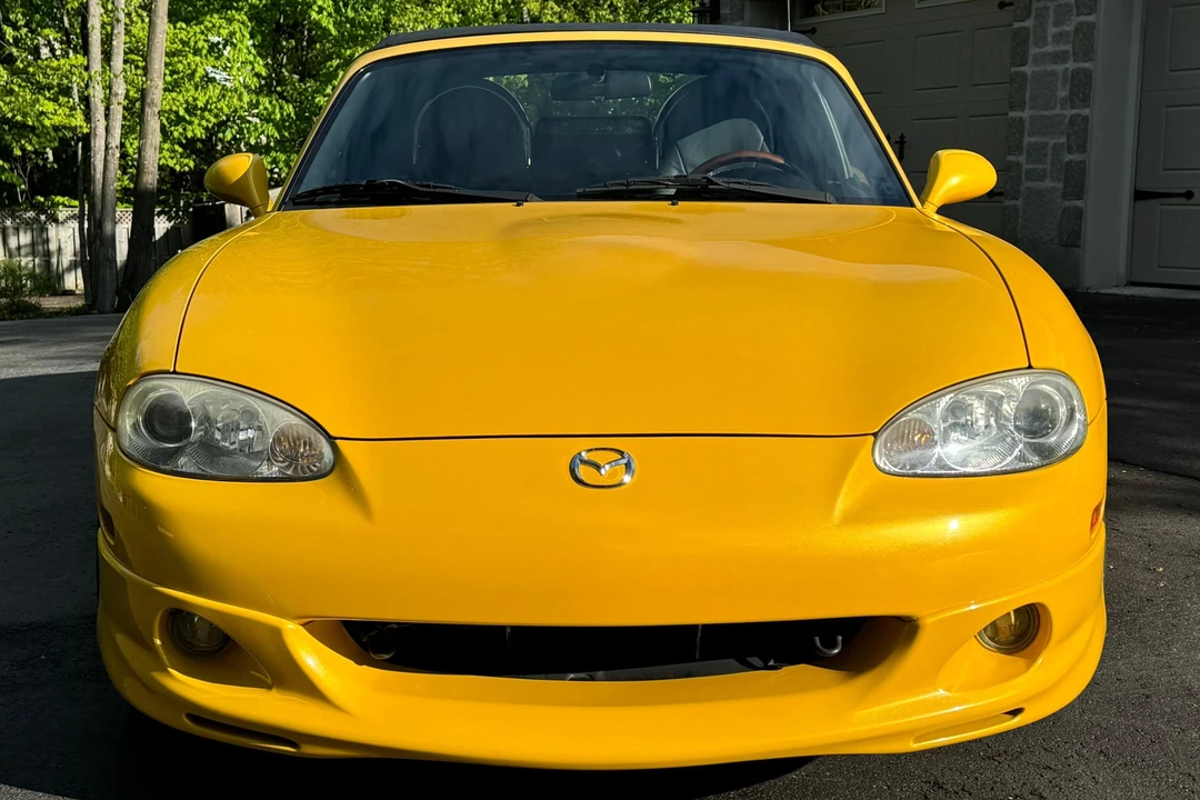 2002 Mazda NB MX-5 Miata - Image 2 of 31