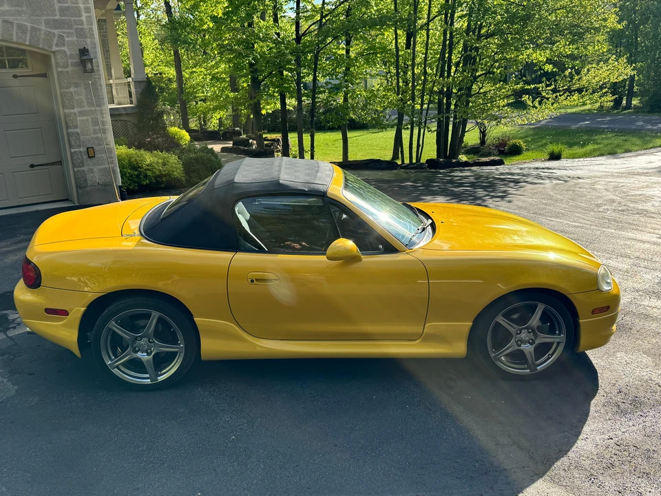 2002 Mazda NB MX-5 Miata - Image 21 of 31
