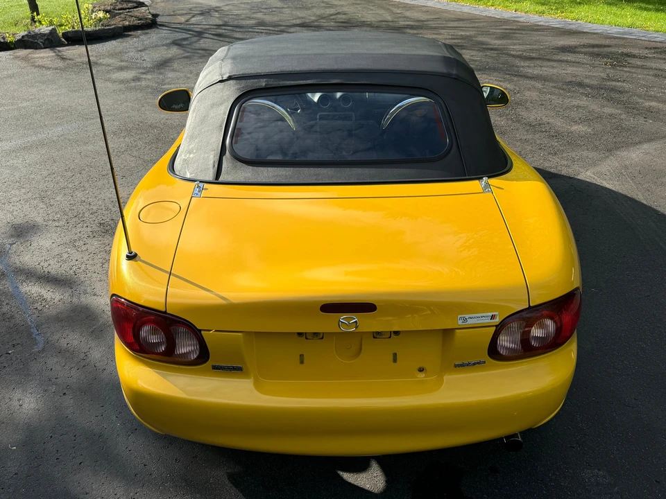2002 Mazda NB MX-5 Miata - Image 18 of 31