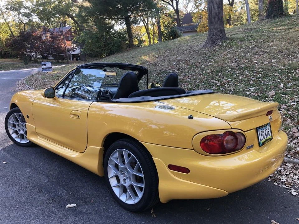 2002 Mazda NB MX-5 Miata - Image 14 of 31