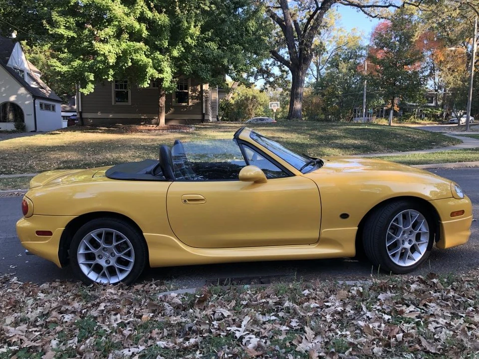 2002 Mazda NB MX-5 Miata - Image 12 of 31