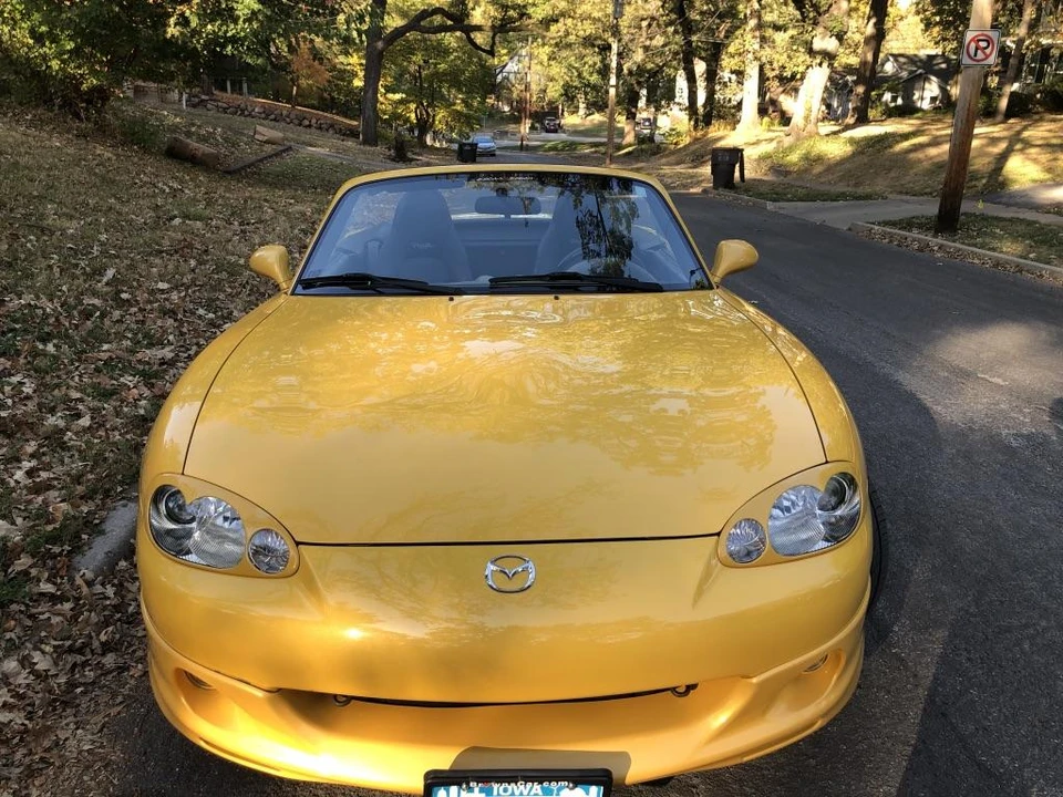 2002 Mazda NB MX-5 Miata - Image 3 of 31