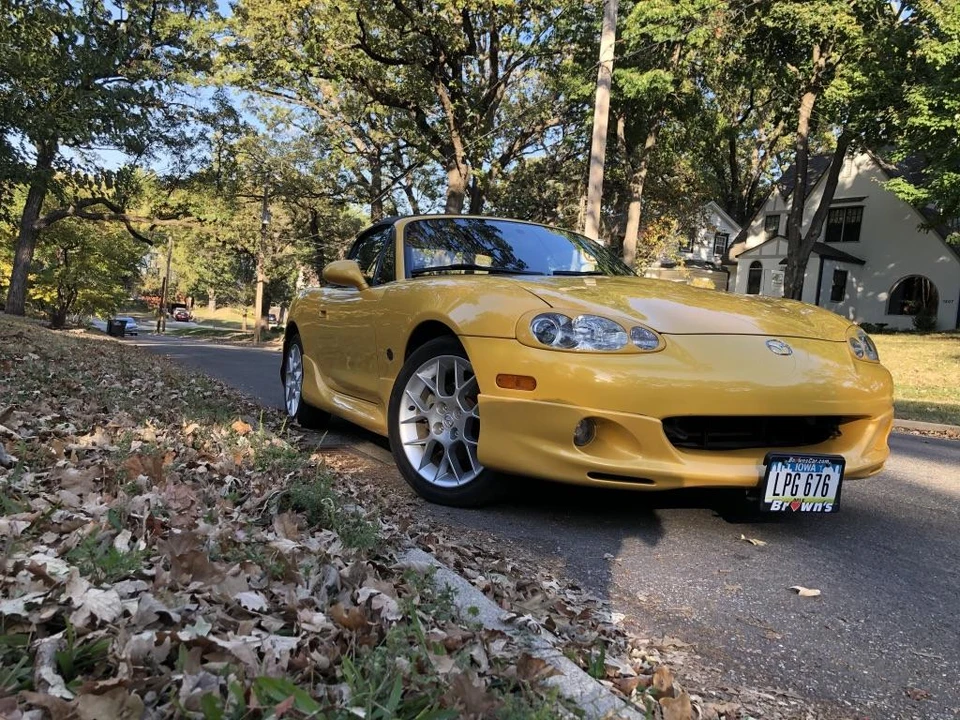 2002 Mazda NB MX-5 Miata - Image 21 of 31