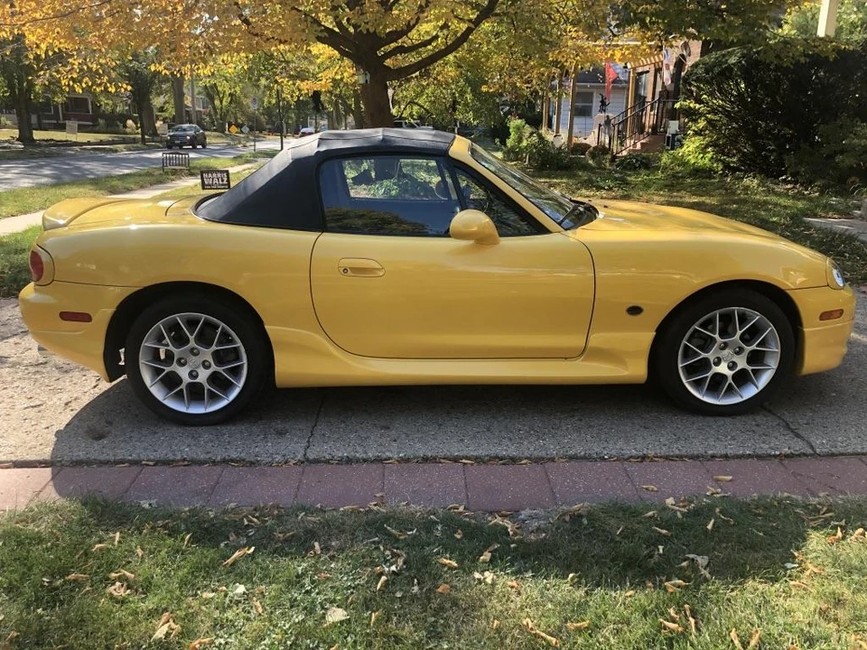 2002 Mazda NB MX-5 Miata - Image 23 of 31