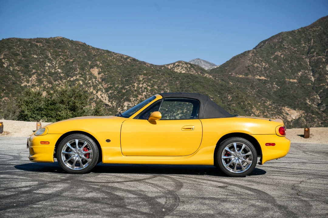 2002 Mazda NB MX-5 Miata - Image 13 of 31