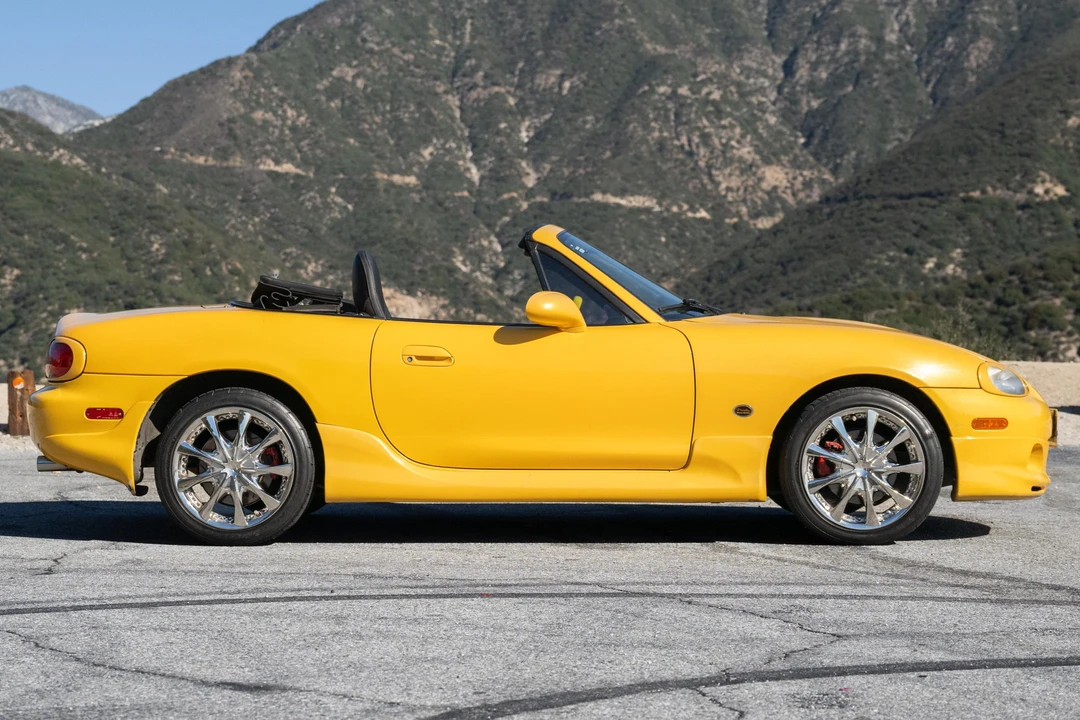 2002 Mazda NB MX-5 Miata - Image 3 of 31