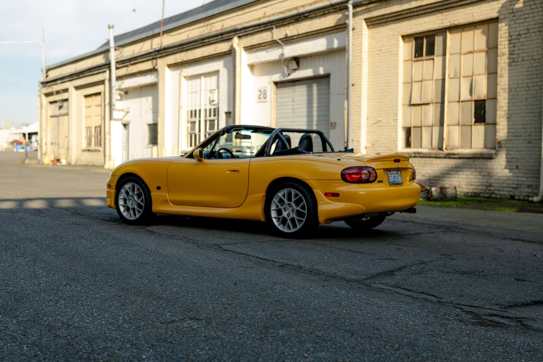 2002 Mazda NB MX-5 Miata - Image 17 of 31