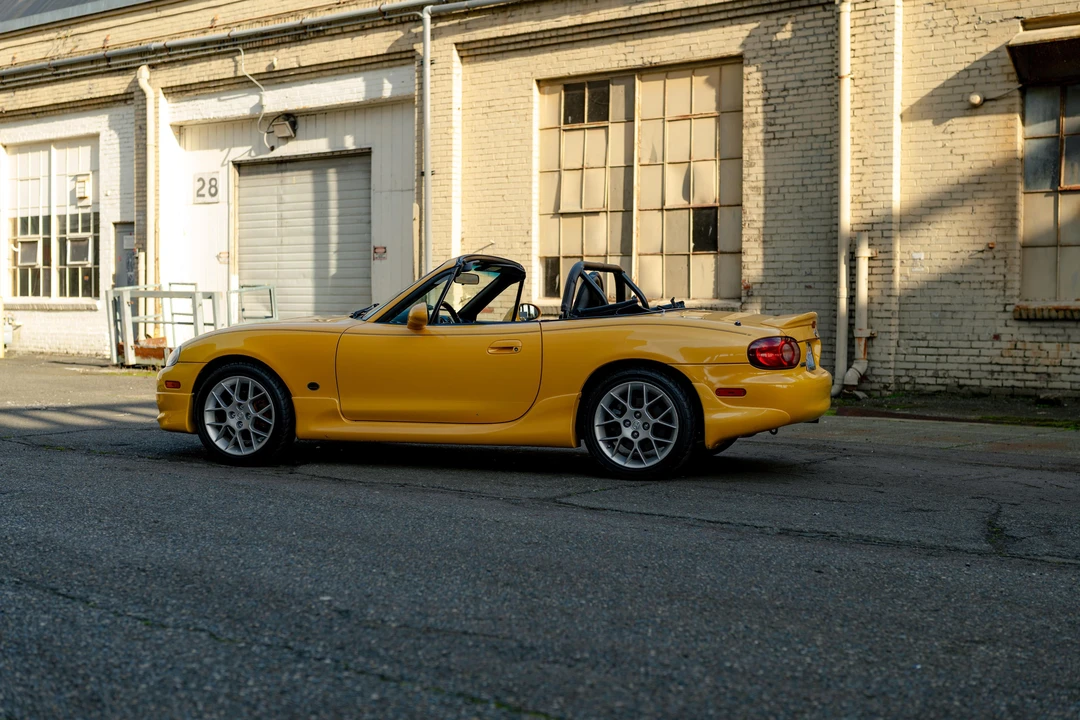 2002 Mazda NB MX-5 Miata - Image 16 of 31