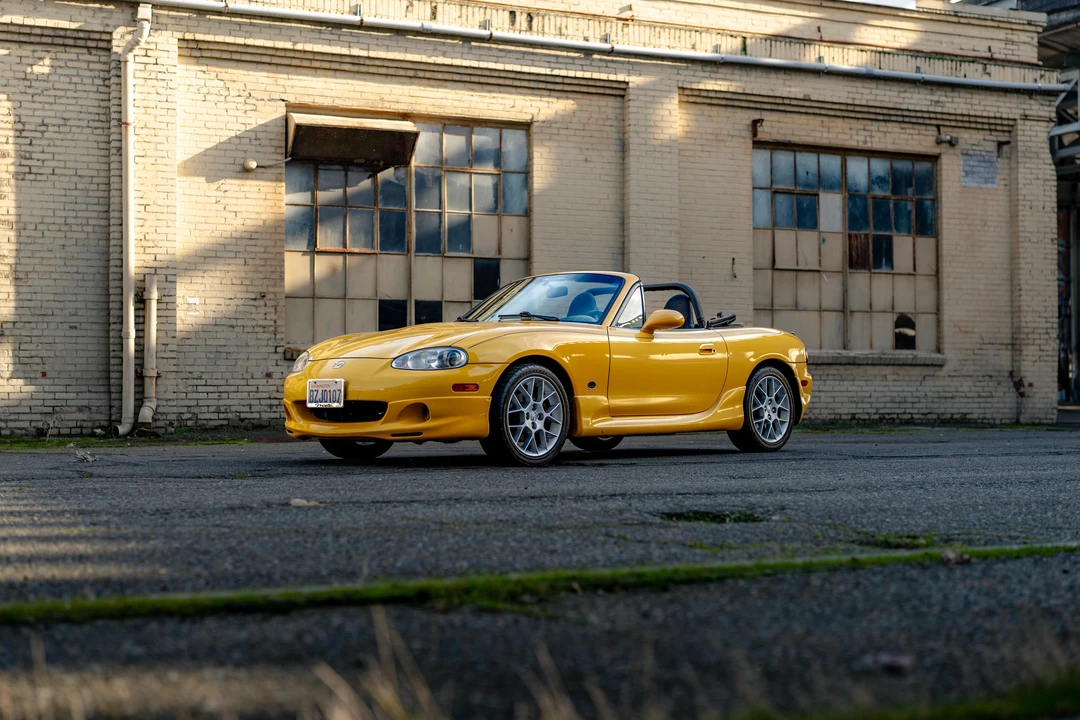 2002 Mazda NB MX-5 Miata - Image 9 of 31