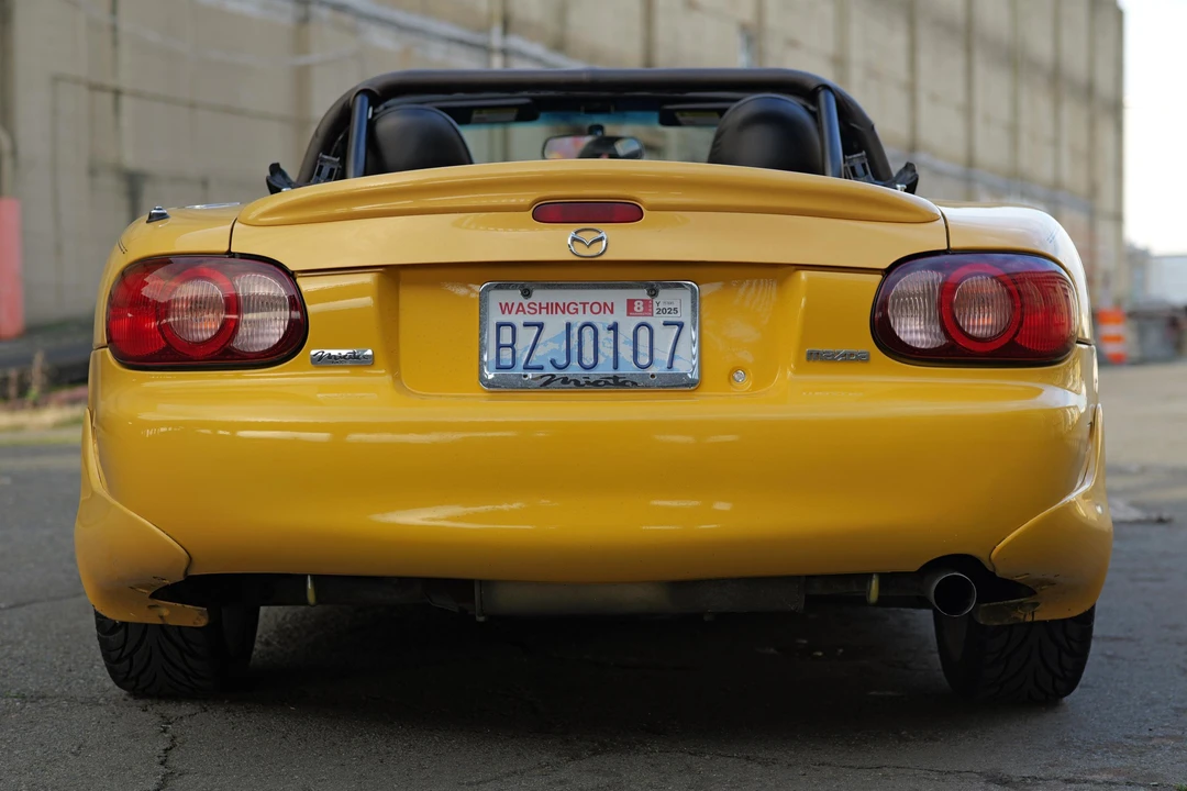 2002 Mazda NB MX-5 Miata - Image 5 of 31