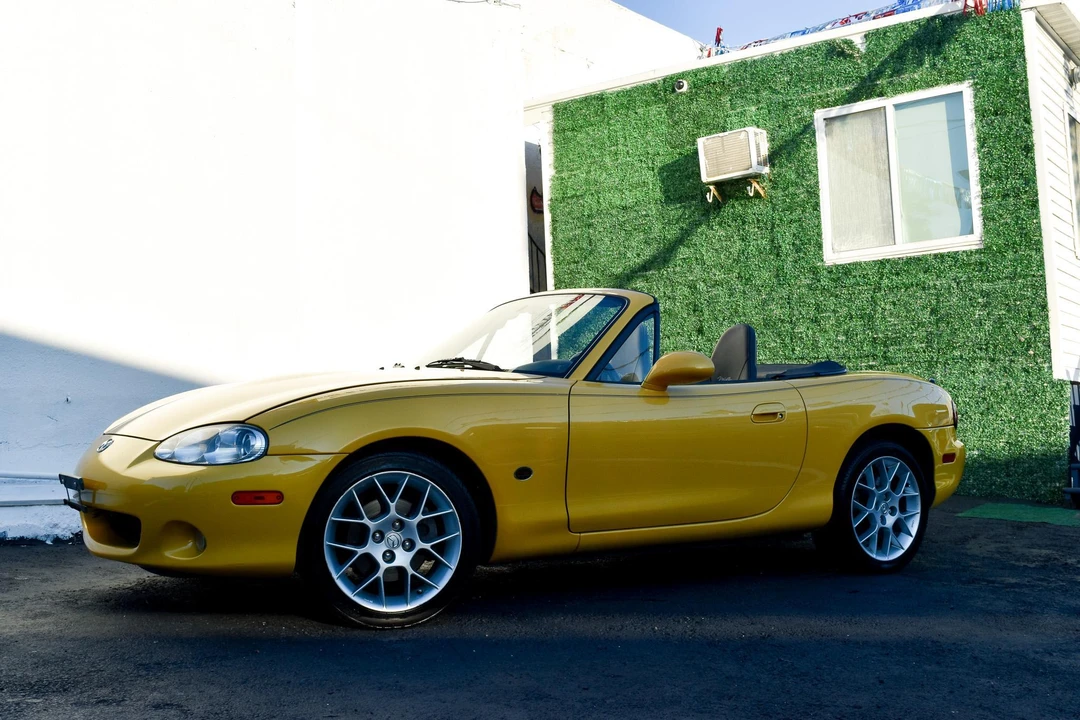 2002 Mazda NB MX-5 Miata - Image 13 of 31