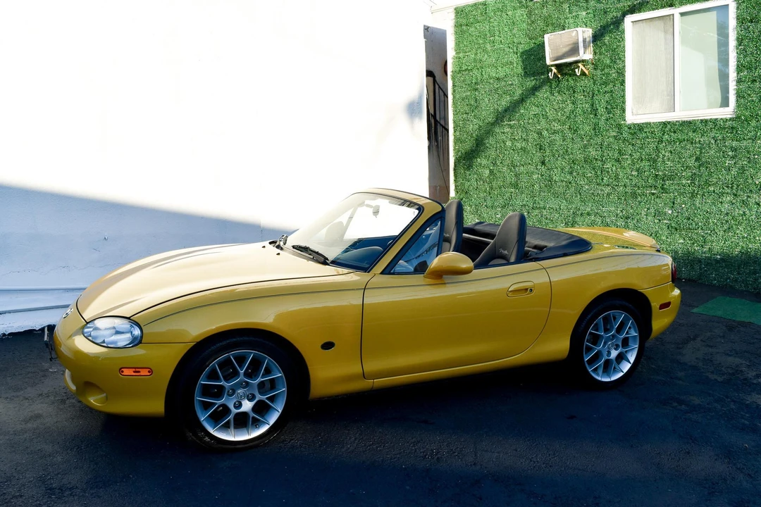 2002 Mazda NB MX-5 Miata - Image 14 of 31