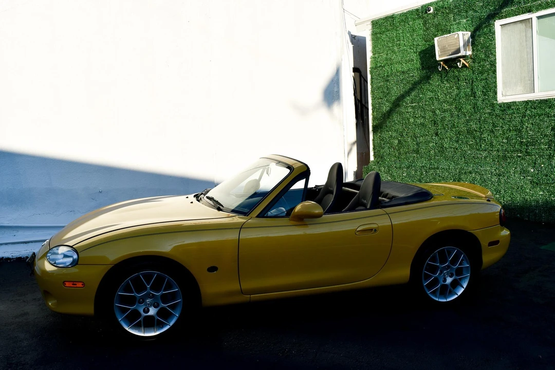 2002 Mazda NB MX-5 Miata - Image 15 of 31