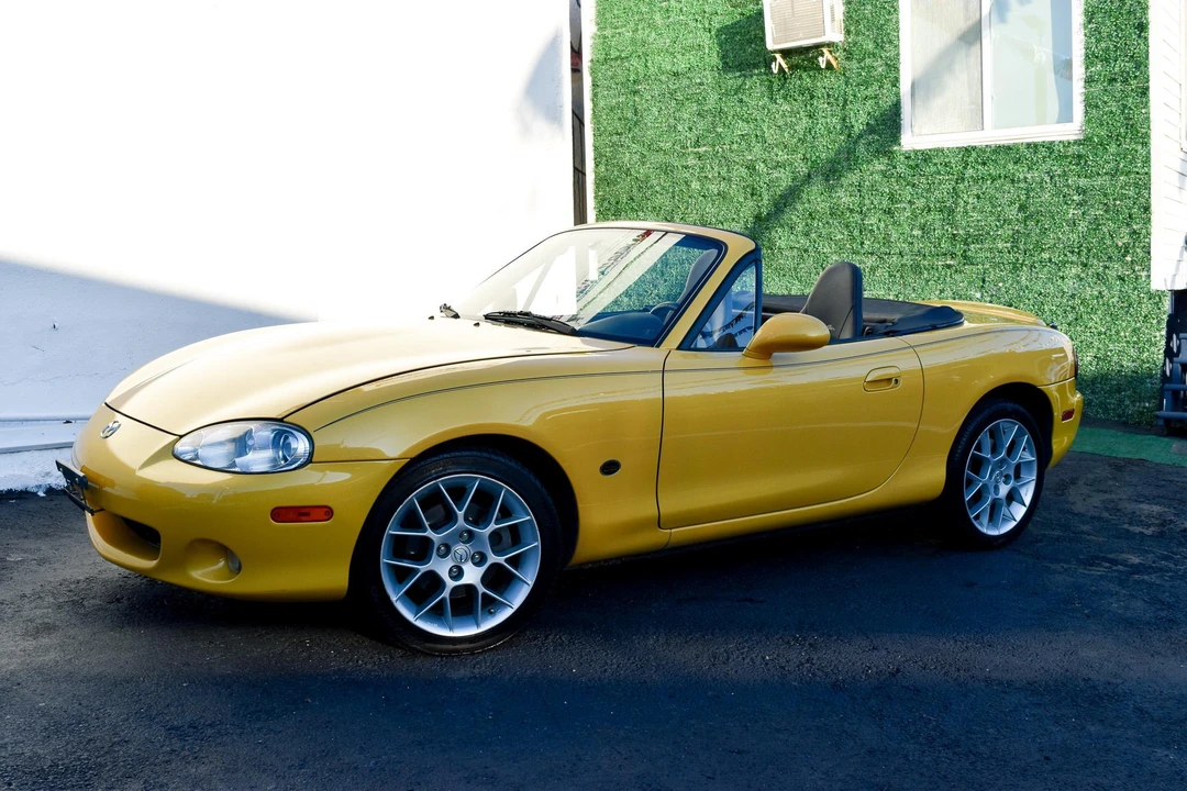 2002 Mazda NB MX-5 Miata - Image 11 of 31