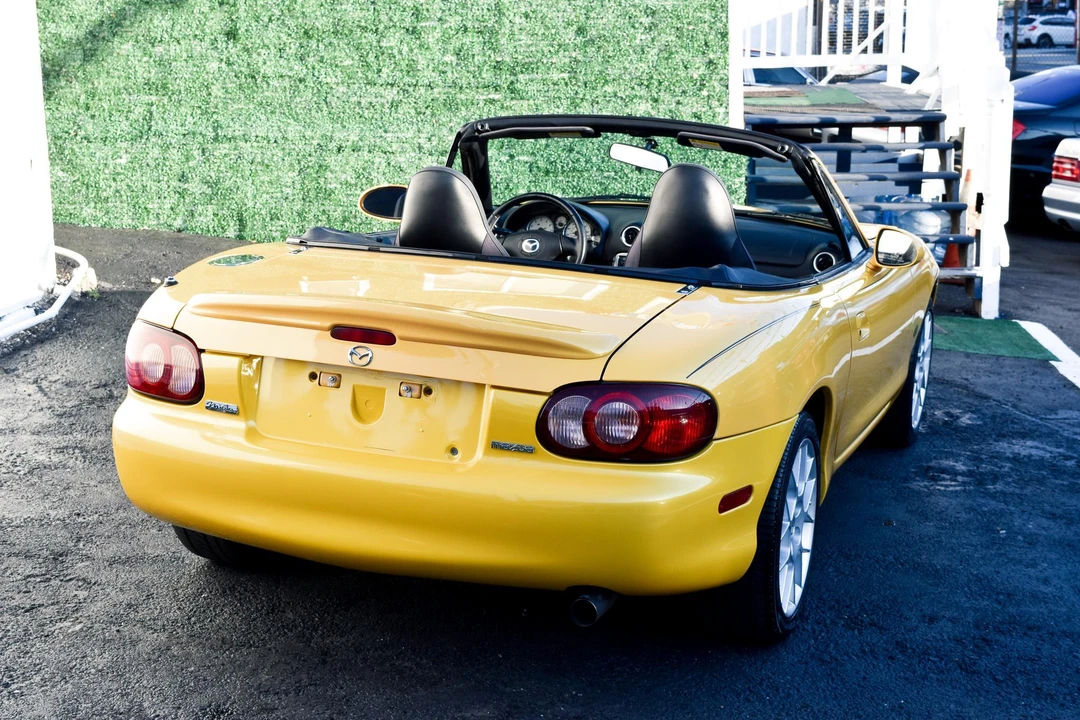 2002 Mazda NB MX-5 Miata - Image 26 of 31
