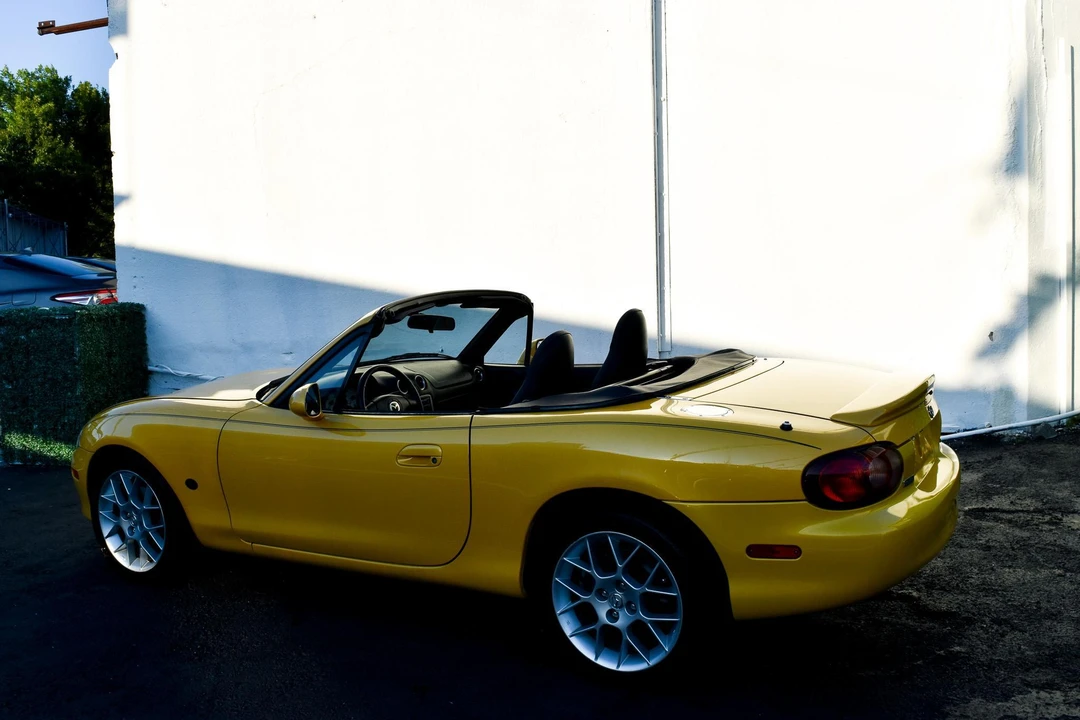 2002 Mazda NB MX-5 Miata - Image 19 of 31